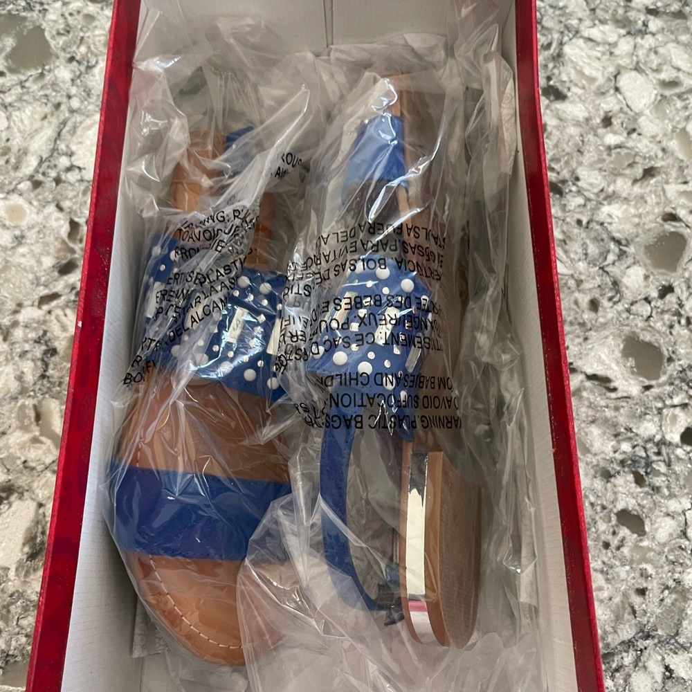 Carlos Santana Sandals EUC - Picture 7 of 8